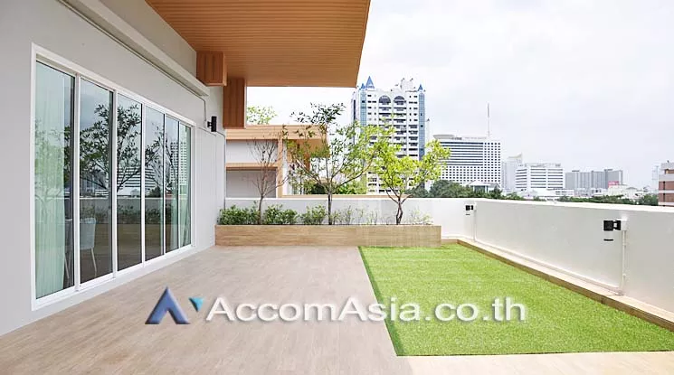  2 Bedrooms  Apartment For Rent in Sukhumvit, Bangkok  near BTS Phrom Phong (AA15670)