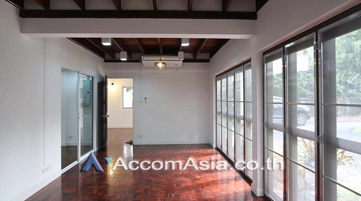 6  2 br House For Rent in Sukhumvit ,Bangkok BTS Asok - MRT Sukhumvit at House in Compound AA15692