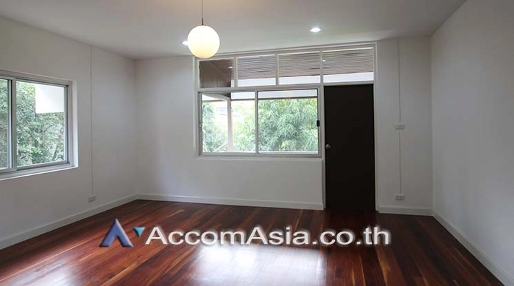 10  2 br House For Rent in Sukhumvit ,Bangkok BTS Asok - MRT Sukhumvit at House in Compound AA15692