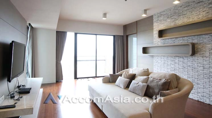  Hansar Residence Condominium  2 Bedroom for Rent BTS Ratchadamri in Ploenchit Bangkok