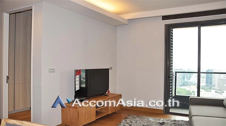  2 Bedrooms  Condominium For Rent in Sukhumvit, Bangkok  near BTS Phrom Phong (AA15765)