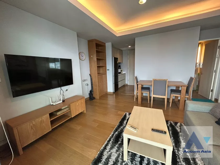  2 Bedrooms  Condominium For Rent in Sukhumvit, Bangkok  near BTS Phrom Phong (AA15766)