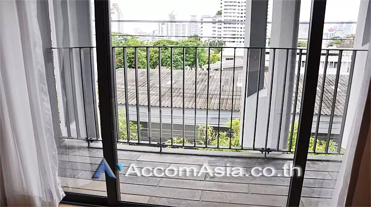  2 Bedrooms  Condominium For Rent in Sukhumvit, Bangkok  near BTS Phrom Phong (AA15793)