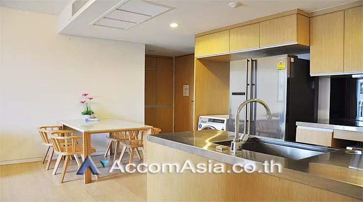  2 Bedrooms  Condominium For Rent in Sukhumvit, Bangkok  near BTS Phrom Phong (AA15793)