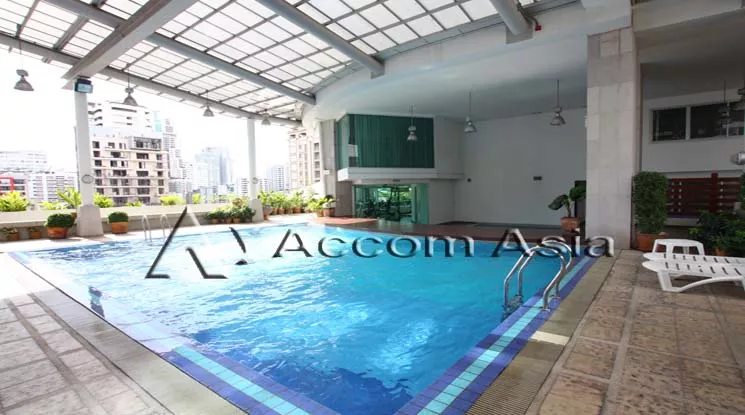  2 Bedrooms  Condominium For Rent in Sukhumvit, Bangkok  near BTS Asok - MRT Sukhumvit (AA15912)