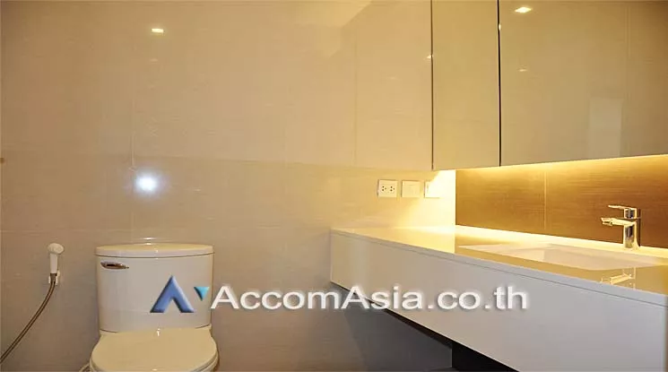 7  1 br Apartment For Rent in Sukhumvit ,Bangkok BTS Thong Lo at Low rise Building AA15931