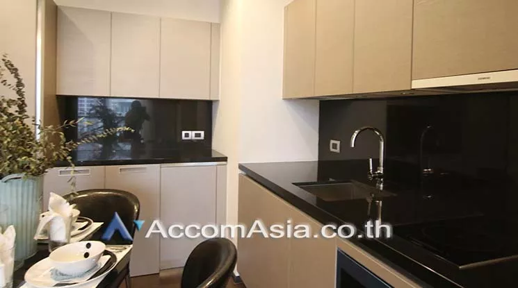 1 Bedroom  Condominium For Rent & Sale in Sukhumvit, Bangkok  near BTS Phrom Phong (AA15975)