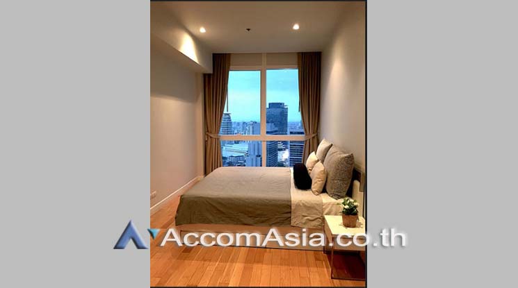  2 Bedrooms  Condominium For Rent in Sukhumvit, Bangkok  near BTS Asok - MRT Sukhumvit (AA15980)