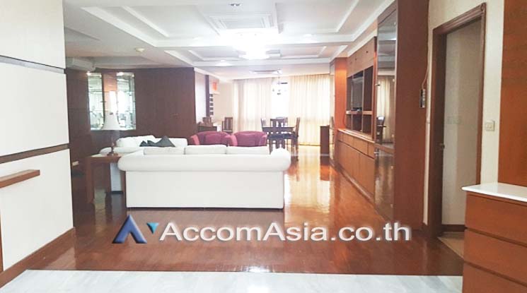 Pet friendly |  3 Bedrooms  Condominium For Rent in Sukhumvit, Bangkok  near BTS Phrom Phong (AA15993)