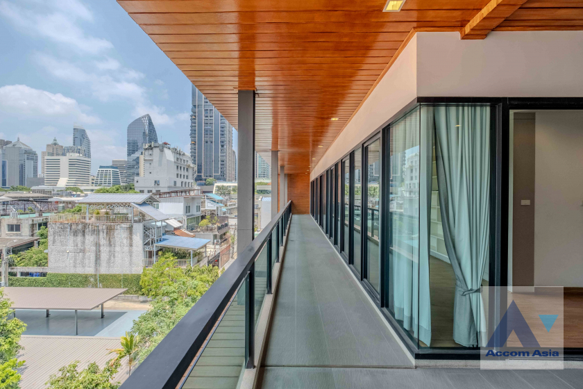 Penthouse |  Exclusive Residence Apartment  3 Bedroom for Rent BTS Ploenchit in Ploenchit Bangkok