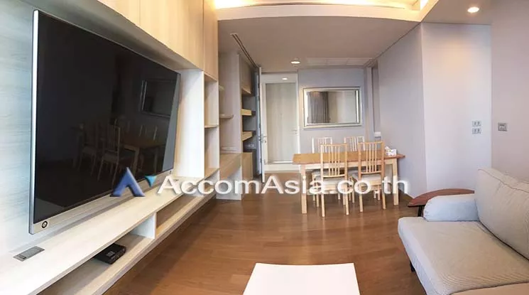  2 Bedrooms  Condominium For Rent in Sukhumvit, Bangkok  near BTS Phrom Phong (AA16018)