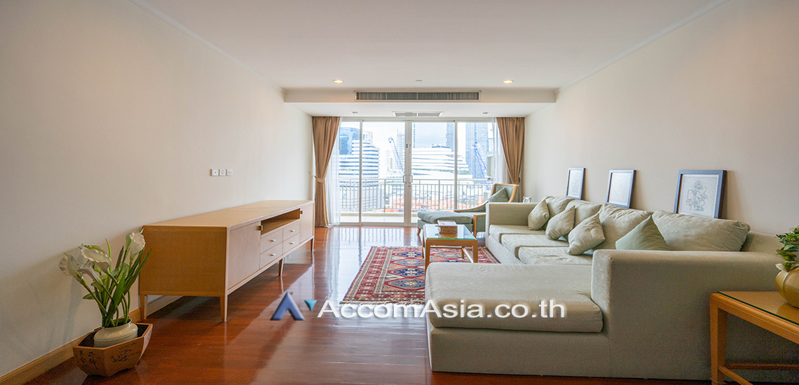 Pet friendly apartment for rent in Sukhumvit, Bangkok Code AA16049