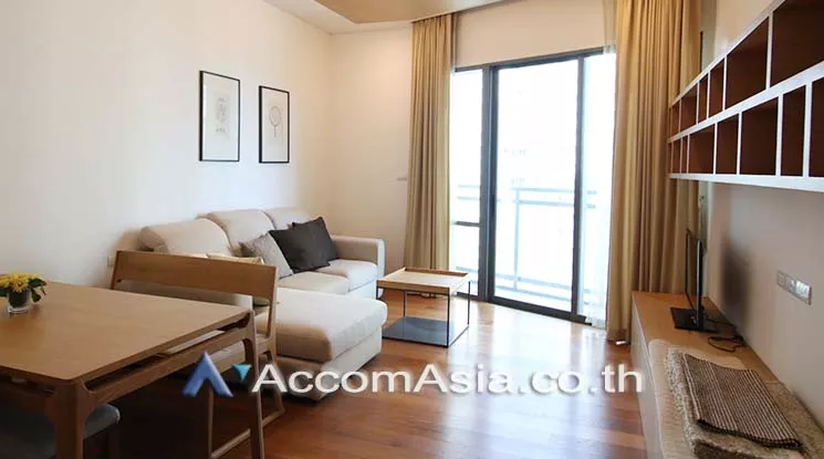  2 Bedrooms  Condominium For Rent in Sukhumvit, Bangkok  near BTS Phrom Phong (AA16133)