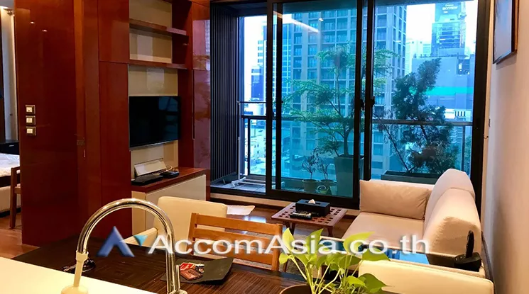  1 Bedroom  Condominium For Rent & Sale in Sukhumvit, Bangkok  near BTS Phrom Phong (AA16142)