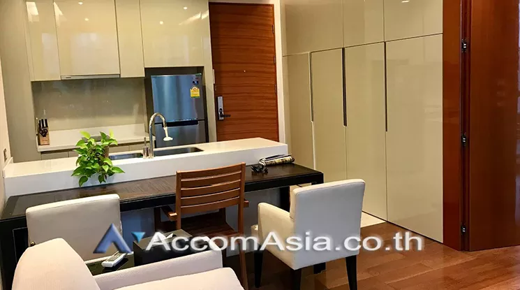  1 Bedroom  Condominium For Rent & Sale in Sukhumvit, Bangkok  near BTS Phrom Phong (AA16142)