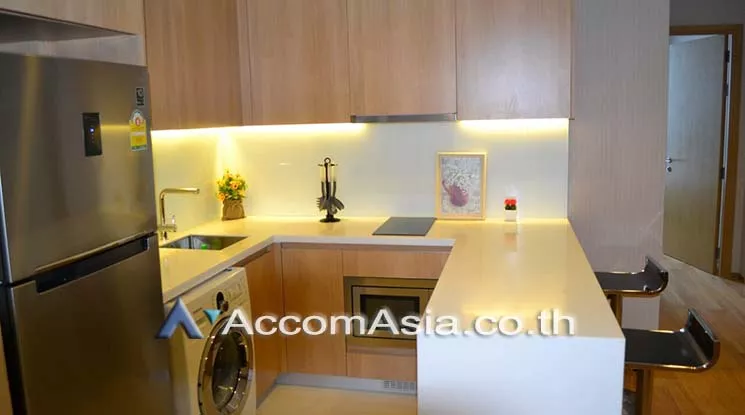  2 Bedrooms  Condominium For Rent in Sukhumvit, Bangkok  near BTS Nana (AA16168)