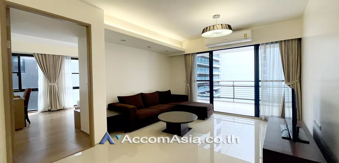 Pet friendly |  2 Bedrooms  Apartment For Rent in Sukhumvit, Bangkok  near BTS Asok - MRT Sukhumvit (AA16196)