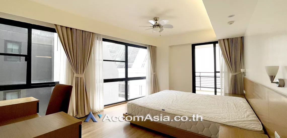 8  2 br Apartment For Rent in Sukhumvit ,Bangkok BTS Asok - MRT Sukhumvit at A sleek style residence with homely feel AA16196