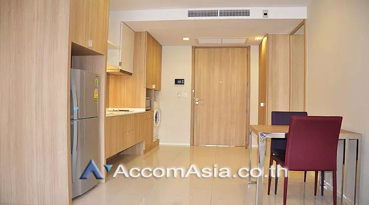  1 Bedroom  Apartment For Rent in Sukhumvit, Bangkok  near BTS Thong Lo (AA16203)