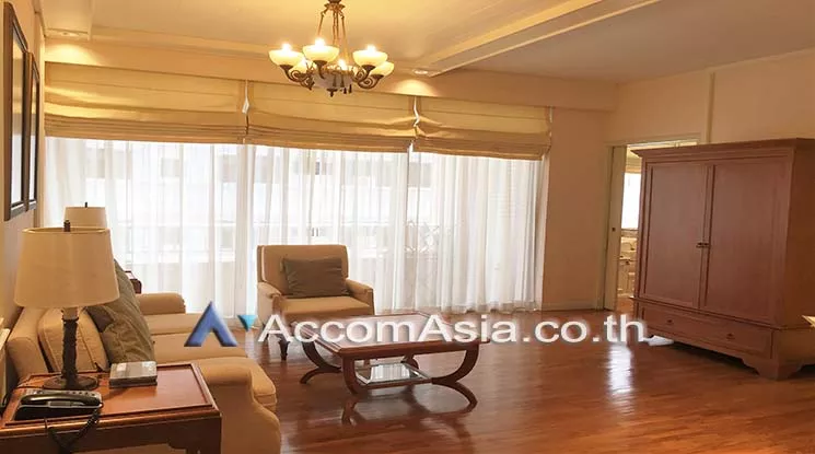  1 Bedroom  Condominium For Rent in Ploenchit, Bangkok  near BTS Chitlom (AA16211)