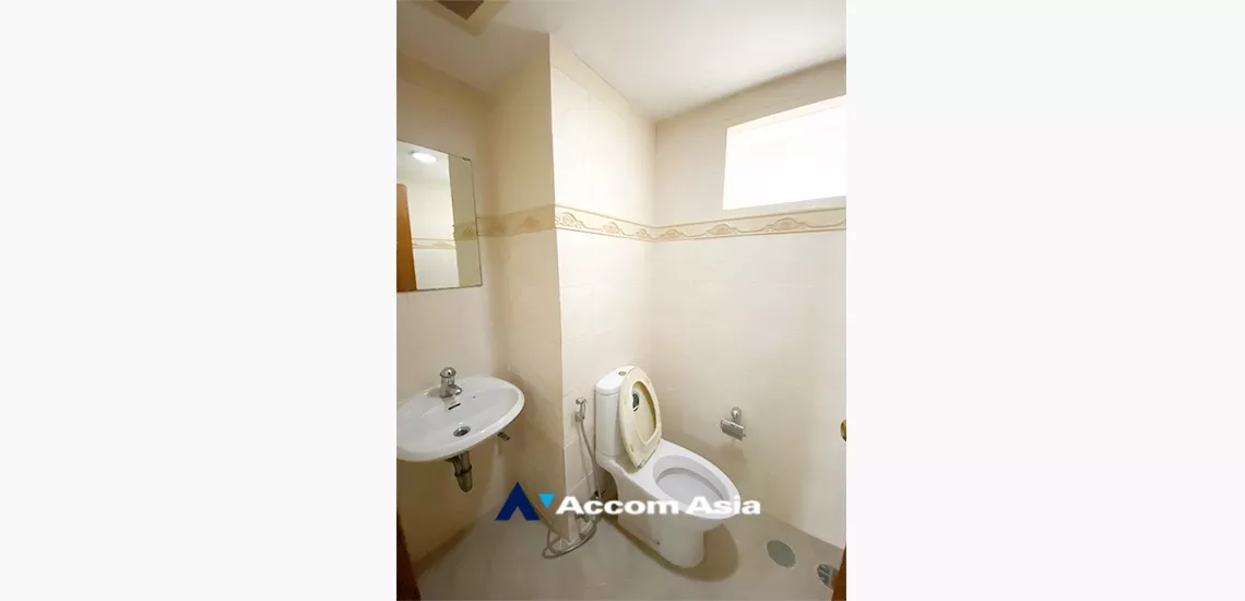 16  2 br Apartment For Rent in Sukhumvit ,Bangkok BTS Phrom Phong at Spacious Room AA16255