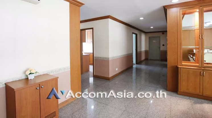 Pet friendly |  2 Bedrooms  Apartment For Rent in Sukhumvit, Bangkok  near BTS Phrom Phong (AA16256)