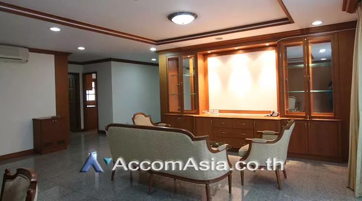 Pet friendly |  2 Bedrooms  Apartment For Rent in Sukhumvit, Bangkok  near BTS Phrom Phong (AA16257)