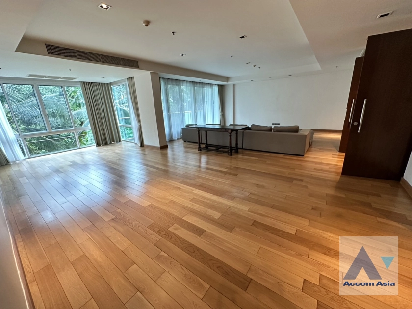 Big Balcony, Pet friendly |  4 Bedrooms  Condominium For Rent in Sukhumvit, Bangkok  near BTS Phrom Phong (AA16285)