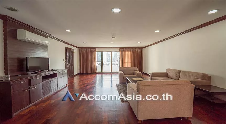 Big Balcony, Pet friendly |  3 Bedrooms  Condominium For Rent in Sukhumvit, Bangkok  near BTS Phrom Phong (AA16321)