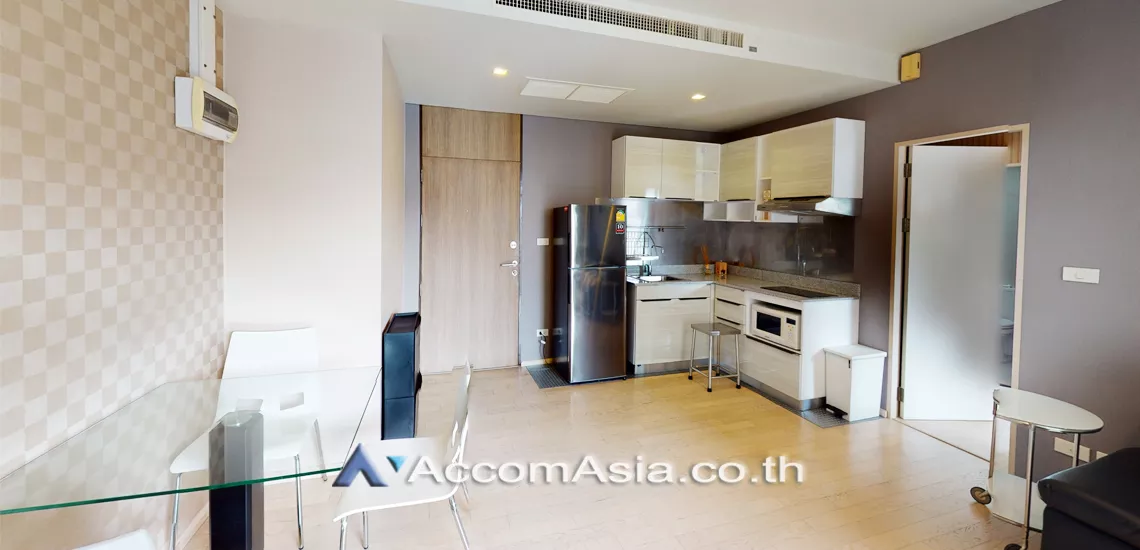  1 Bedroom  Condominium For Sale in Sukhumvit, Bangkok  near BTS Thong Lo (AA16377)