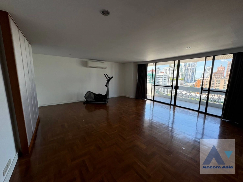  1  3 br Apartment For Rent in Sukhumvit ,Bangkok BTS Asok - MRT Sukhumvit at Peaceful Living Space AA16384