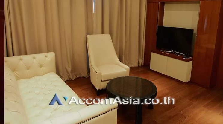  2 Bedrooms  Condominium For Rent in Sukhumvit, Bangkok  near BTS Phrom Phong (AA16430)