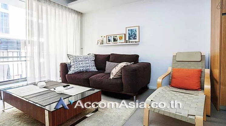  1 Bedroom  Condominium For Rent & Sale in Ploenchit, Bangkok  near BTS Ploenchit (AA16445)