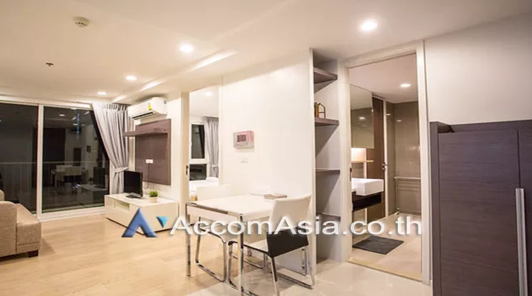  1 Bedroom  Condominium For Sale in Sukhumvit, Bangkok  near BTS Asok - MRT Sukhumvit (AA16536)