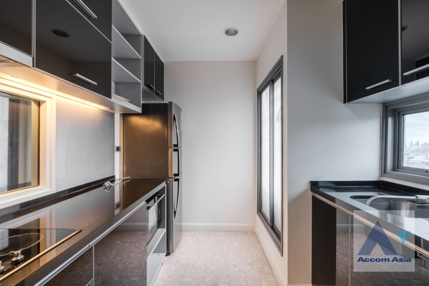 Duplex Condo | The Crest Sukhumvit 34 Condominium