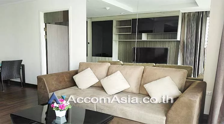  2 Bedrooms  Condominium For Rent in Sathorn, Bangkok  near BTS Chong Nonsi - MRT Lumphini (AA16721)