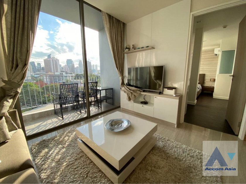 Corner Unit, Pet friendly |  1 Bedroom  Condominium For Rent & Sale in Sukhumvit, Bangkok  near BTS Phrom Phong (AA16735)