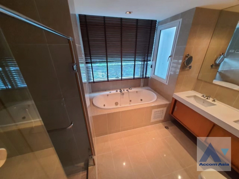 8  3 br Condominium For Rent in Ploenchit ,Bangkok BTS Ploenchit at Athenee Residence AA16792