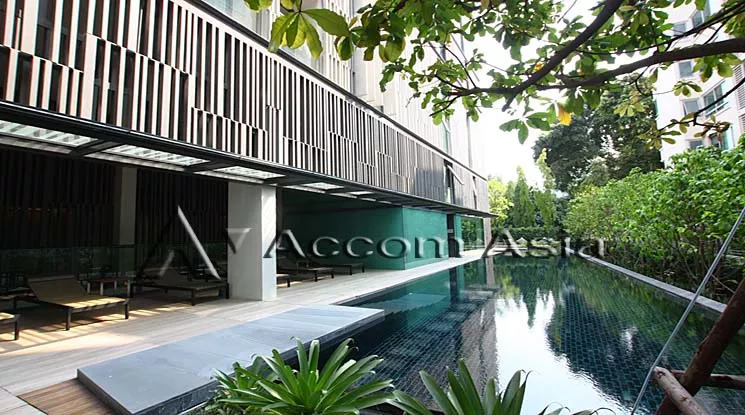Private Swimming Pool |  1 Bedroom  Condominium For Rent in Sukhumvit, Bangkok  near BTS Thong Lo (AA16800)