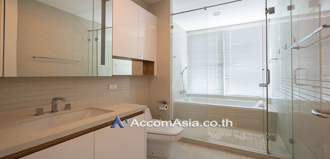 7  2 br Condominium For Rent in Ploenchit ,Bangkok BTS Chitlom at Q Langsuan  AA16837