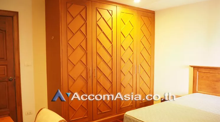 5  3 br Apartment For Rent in Ploenchit ,Bangkok BTS Ploenchit at Classic Elegance Residence AA16845