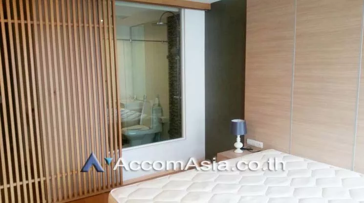  1 Bedroom  Condominium For Sale in Sukhumvit, Bangkok  near BTS Thong Lo (AA16913)