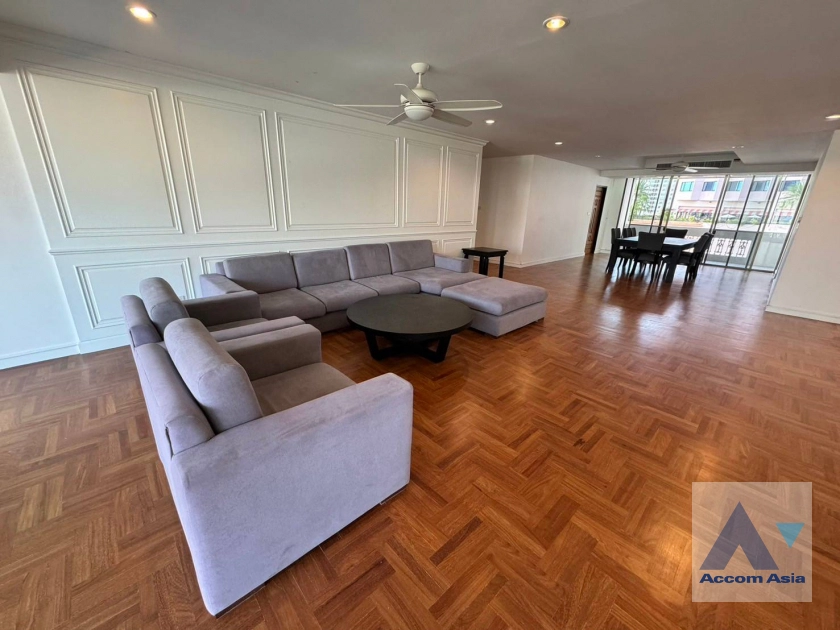  1  3 br Apartment For Rent in Sukhumvit ,Bangkok BTS Asok - MRT Sukhumvit at Peaceful Living Space AA16943