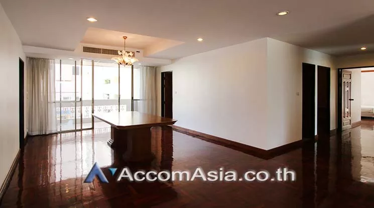 Big Balcony, Pet friendly |  3 Bedrooms  Apartment For Rent in Sukhumvit, Bangkok  near BTS Asok - MRT Sukhumvit (AA16944)