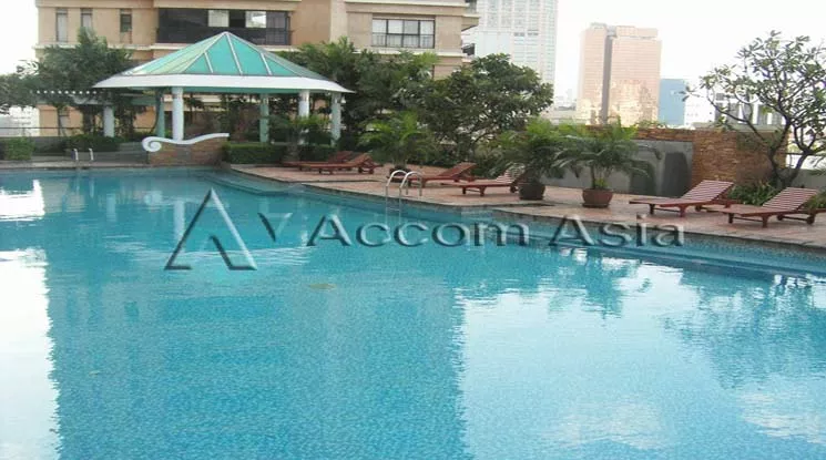  2 Bedrooms  Condominium For Rent in Sukhumvit, Bangkok  near BTS Phrom Phong (AA16946)