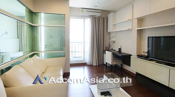  1 Bedroom  Condominium For Rent in Sukhumvit, Bangkok  near BTS Thong Lo (AA17010)