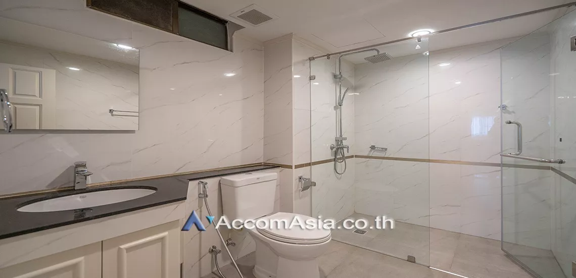 8  2 br Apartment For Rent in Sukhumvit ,Bangkok BTS Phrom Phong at Newly renovated AA17025