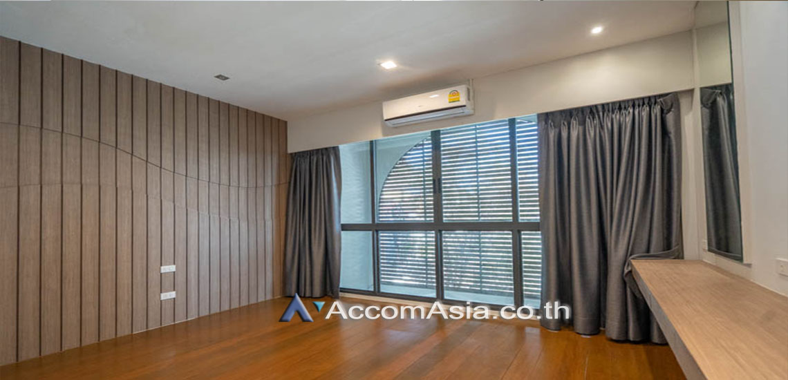 10  3 br Townhouse For Rent in Sukhumvit ,Bangkok BTS Ekkamai AA17062