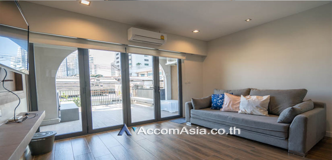 7  3 br Townhouse For Rent in Sukhumvit ,Bangkok BTS Ekkamai AA17062