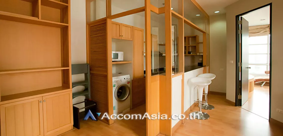  2 Bedrooms  Condominium For Rent in Sukhumvit, Bangkok  near BTS Asok - MRT Sukhumvit (AA17095)